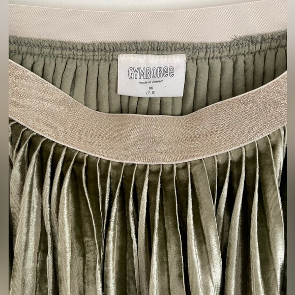 Gymboree velour skirt - girls size medium - sage green - great used condition - Picture 4 of 5